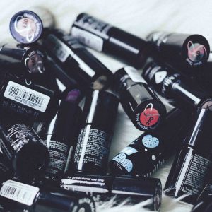 Natural Eye Liner